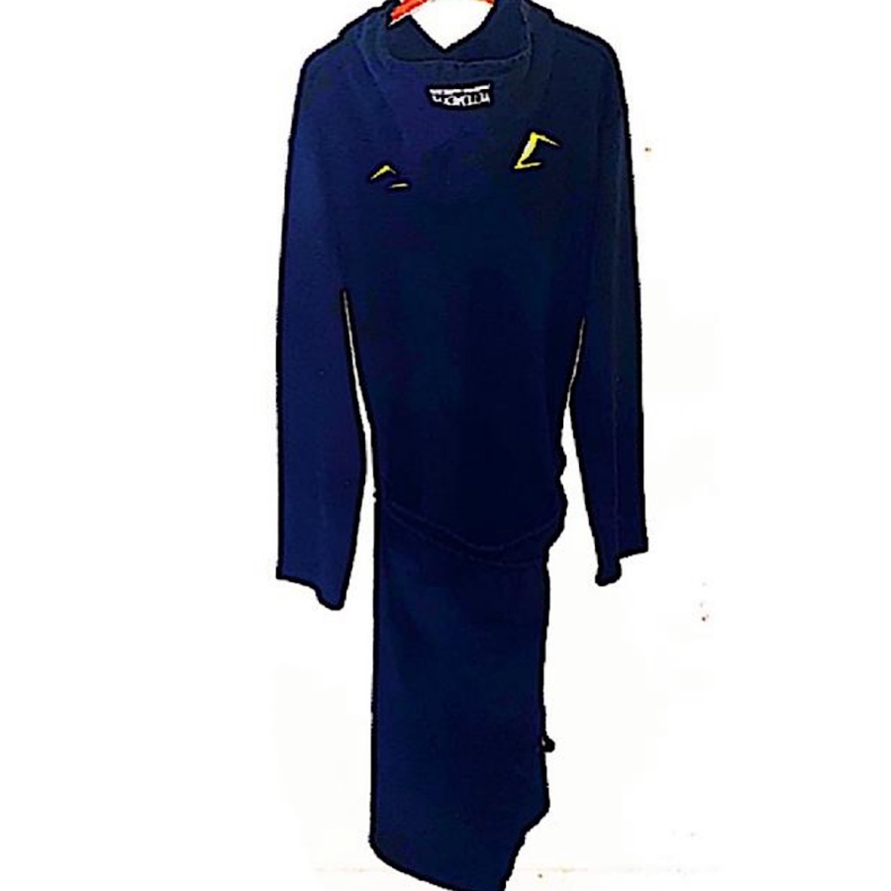 Authentic Vetements 2018 Black Oversized Hoodie Wrap Dress Size S - Picture 9 of 12